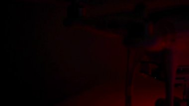 Kırmızı yanıp sönen ışıklar dron Proplem düşük ışık