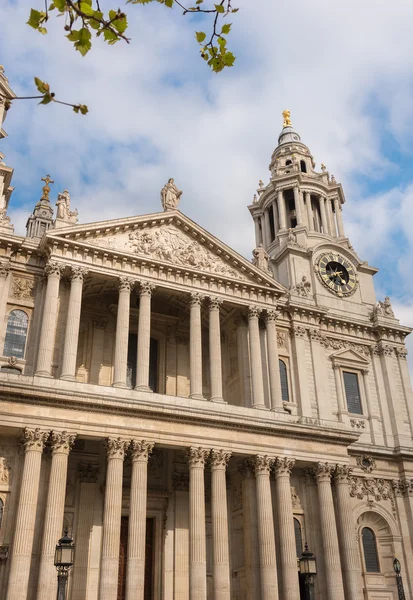 Front facade of St Paul's Cathedral London — Stock Photo, Image