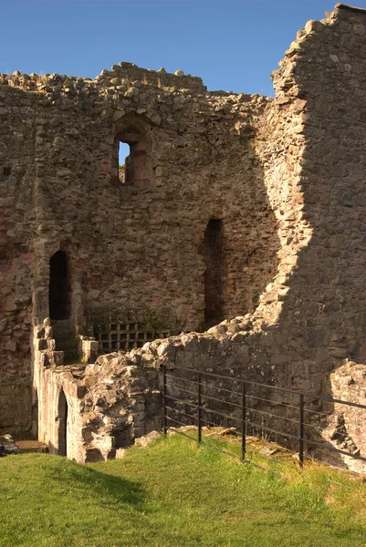 Главная Башня Руины Замка Хейлс Близ Восточного Линтона Шотландия — стоковое фото