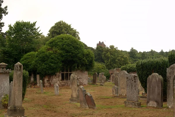 Ayton cemetery and Castle tower Berwickshire on dull day — Stock Photo, Image