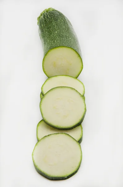 Fraîchement tranché ? ? courgettes — Photo