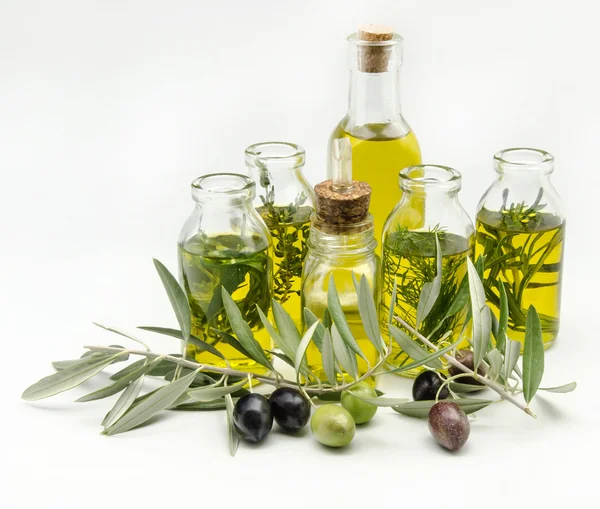 初榨橄榄油 — 图库照片