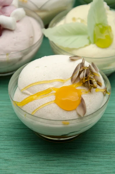 Mousse cold whipping cream — Stock Photo, Image