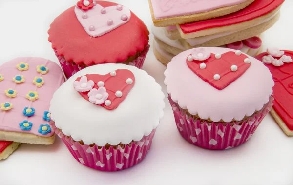 Butter cookiesn and cupcake — Stock Photo, Image