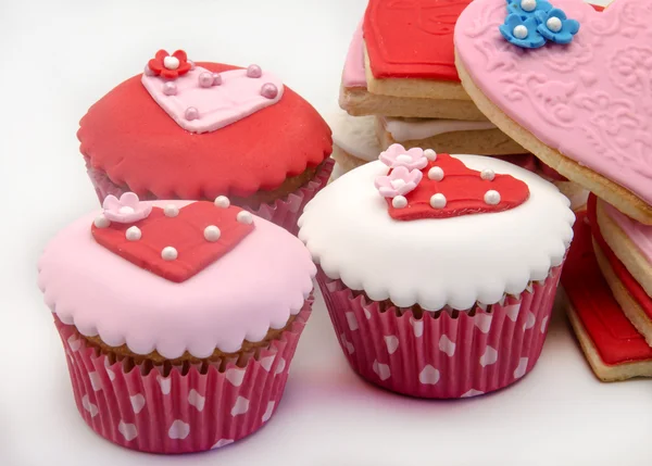 Tereyağı cookiesn ve cupcake — Stok fotoğraf