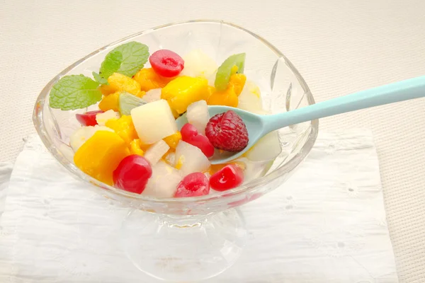 Gelatin fruktsallad — Stockfoto