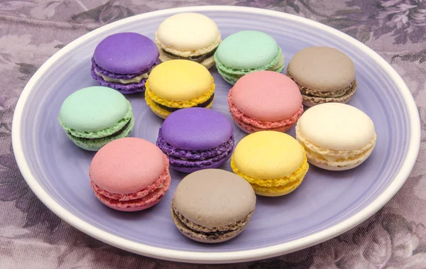 Traditional Parisian macarons — Stock Photo, Image