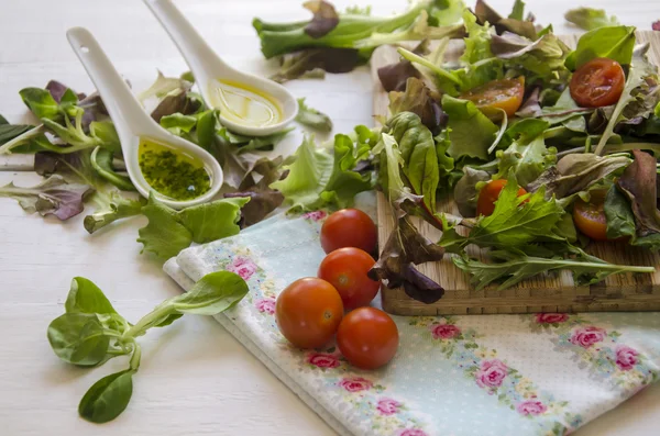 Verduras de salada vegetais — Fotografia de Stock