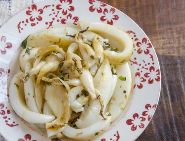 ızgara mürekkep balığı