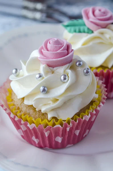 Cupcakes verziert — Stockfoto