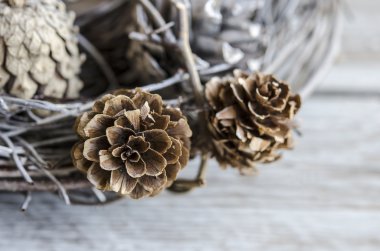 Noel dekorasyon çam kozalakları