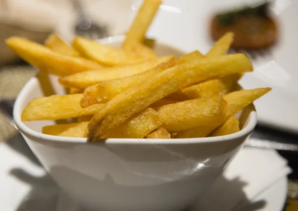 Pommes frites (chips) — Stockfoto