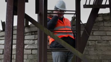cep telefonu ile mühendis