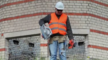 Bina yakın araçlarla Builder