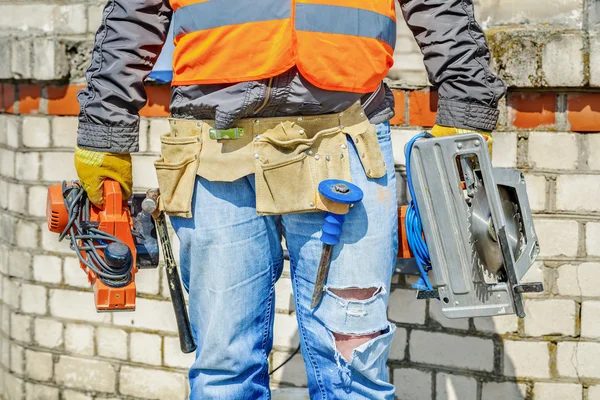 Bauarbeiter mit Werkzeug — Stockfoto