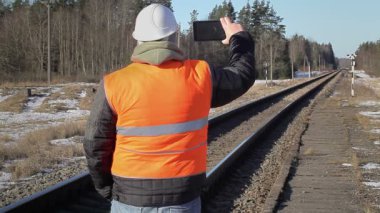 Tablet Pc üzerinde çekim adam