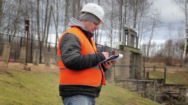 Belgeleri ile mühendis