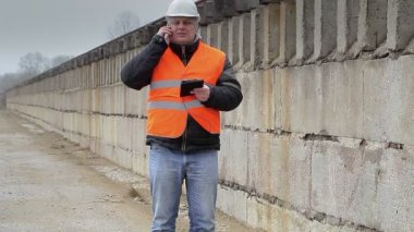 Cep telefonundan beton duvara konuşuyorum mühendisi