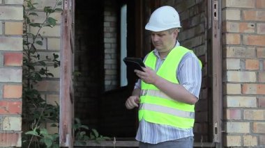 Kapı kırık bina denetçisi onay