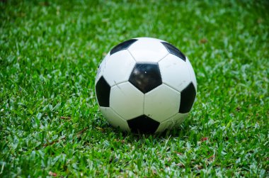 siyah-beyaz futbol