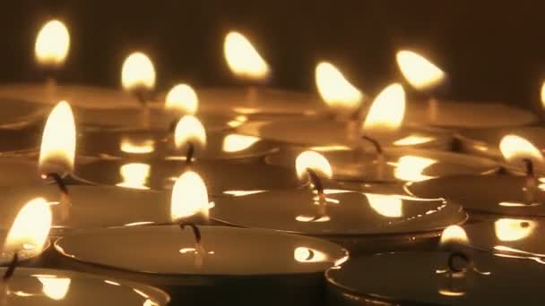 Candele di tè che bruciano — Video Stock