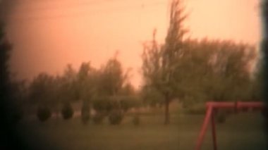 Kasırga yıkım sonrasında (arşivleme 1960)