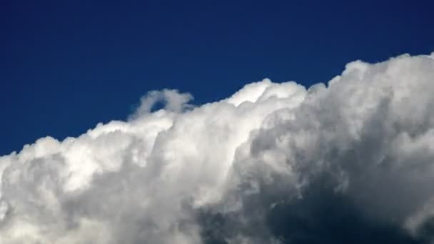 Tidsförskjutning moln i skyn — Stockvideo