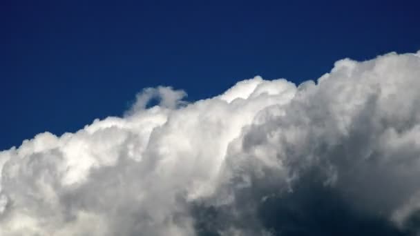 Nubes de lapso de tiempo en el cielo — Vídeos de Stock