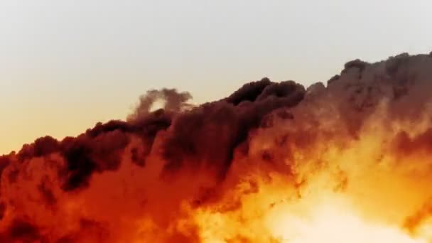 Enfer Feu, flammes et fumée enragés 