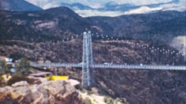 Royal Gorge Bridge (Arkiv 1950-talet) — Stockvideo