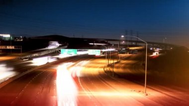Otoyol trafik gece hızlandırılmış