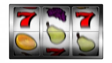 Slot Makinesi - Lucky 7 Kazanan