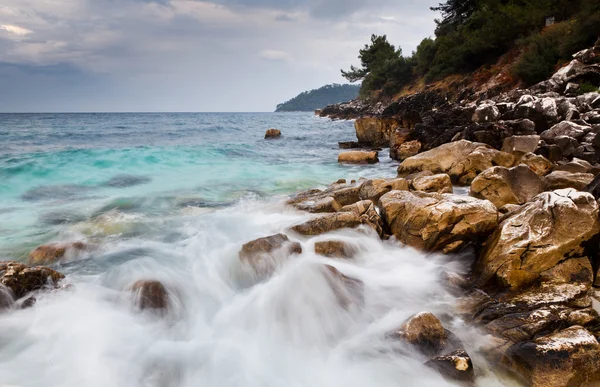 Saliara Beach (denilen mermer Beach), güzel beyaz plaj TH — Stok fotoğraf