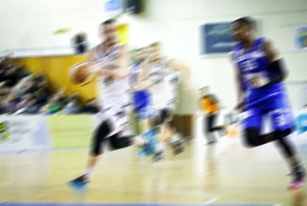 Unklarer Hintergrund von Basketballern vor Gericht — Stockfoto