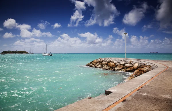 Praia do Caribe - Guadalupe, Pequenas Antilhas — Fotografia de Stock