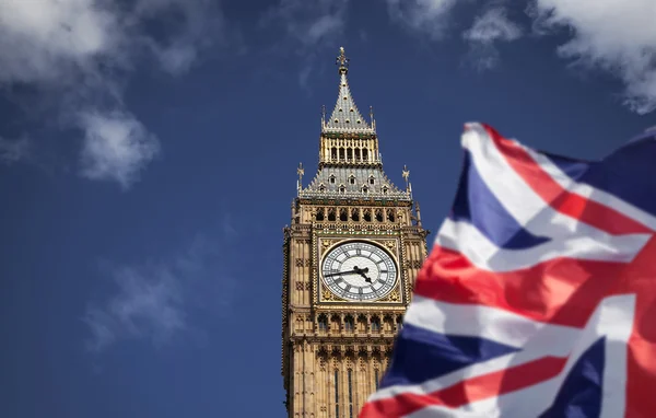 United Kingdom and European union flags combined for the 2016 referendum - Westminster and Big Ben in the bckground — Stock Photo, Image