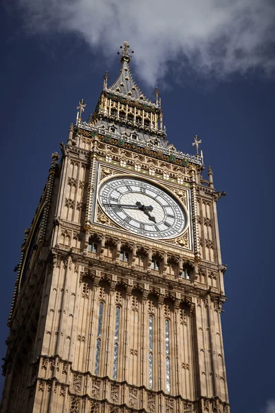 Big Ben blízko nahoru, Londýn, Velká Británie — Stock fotografie