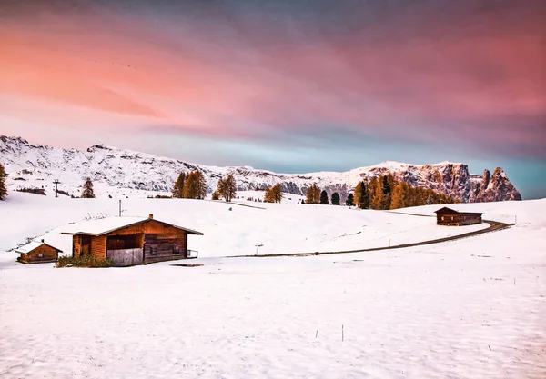 Csodálatos Téli Táj Napkeltekor Alpe Siusi Dolomitok Olaszország Téli Üdülés — Stock Fotó