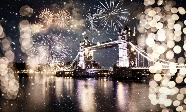 Luzes Natal Neve Ponte Torre Londres Noite — Fotografia de Stock