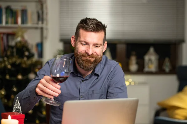 Portrait Handsome Man Spending Christmas Eve Home Laptop — Stock Photo, Image