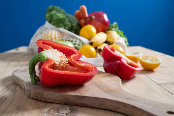 Frutas Legumes Frescos Uma Dieta Saudável Mesa — Fotografia de Stock