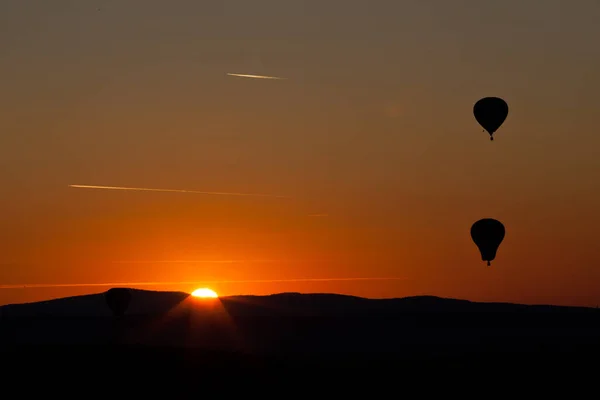 Mongolfiere Tramonto Concetto Libertà Avventura — Foto Stock