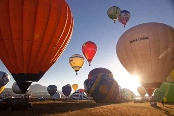 Varmluftsballonger Frihet Och Äventyrskoncept — Stockfoto