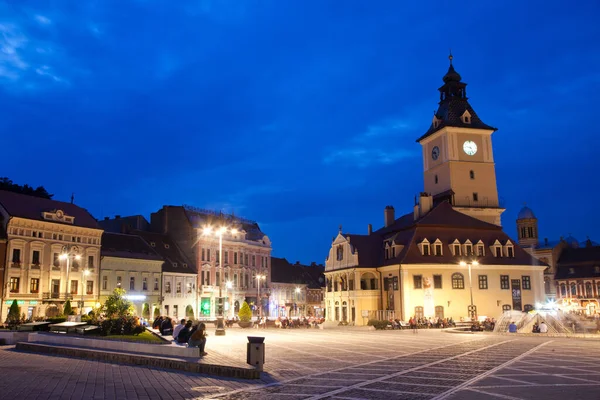 Главная Площадь Брасова Ночью Румыния — стоковое фото