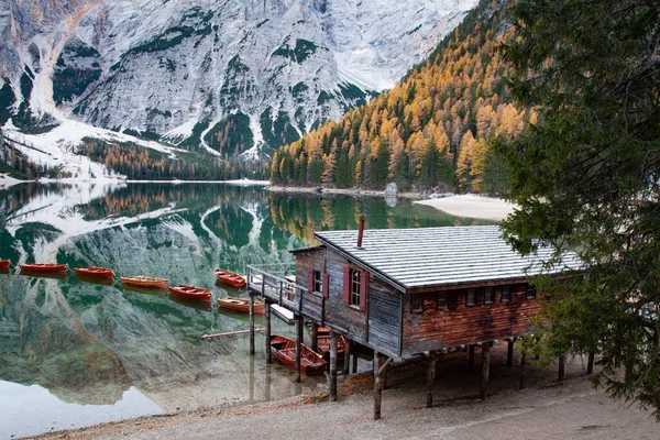 Lago Braies Dolomites Mountains Sudtirol Italia — Fotografia de Stock