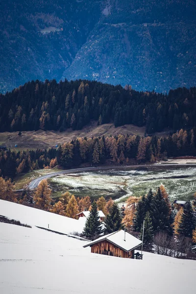 Śnieżny Wczesnozimowy Krajobraz Alpe Siusi Dolomity Włochy Zimowy Wypoczynek — Zdjęcie stockowe