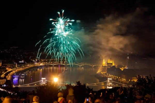 20Th August Fireworks Budapest Parliament Danube Chain Bridge Stephens Foundation — Stock Photo, Image