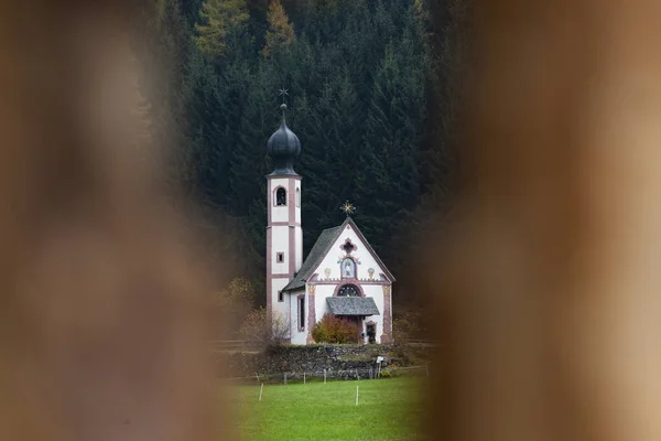 Церковь Горах — стоковое фото