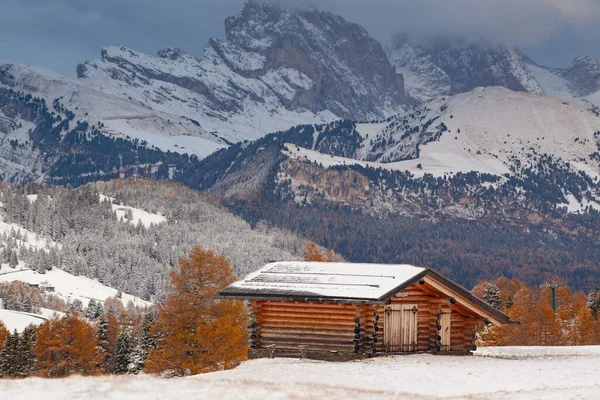 Havas Kora Téli Táj Alpe Siusi Dolomitok Olaszország Téli Üdülőhelyek — Stock Fotó