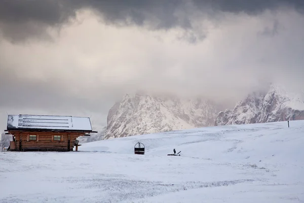 Alpe Siusi Deki Karlı Kış Manzarası Dolomitler Talya Kış Tatilleri — Stok fotoğraf